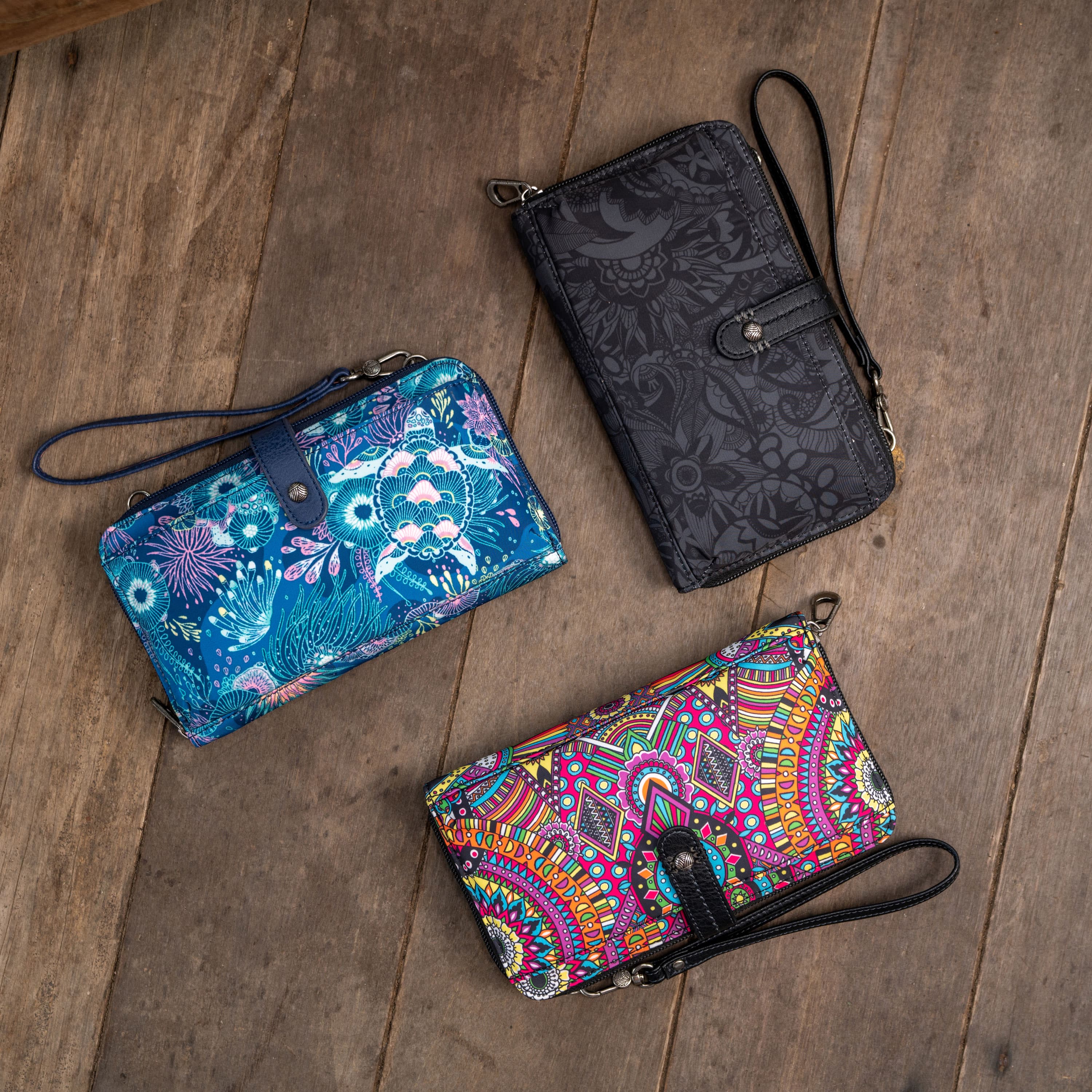 The Sak Iris Large Smartphone Crossbody - |Eco Twill - Royal Blue Seascape|
