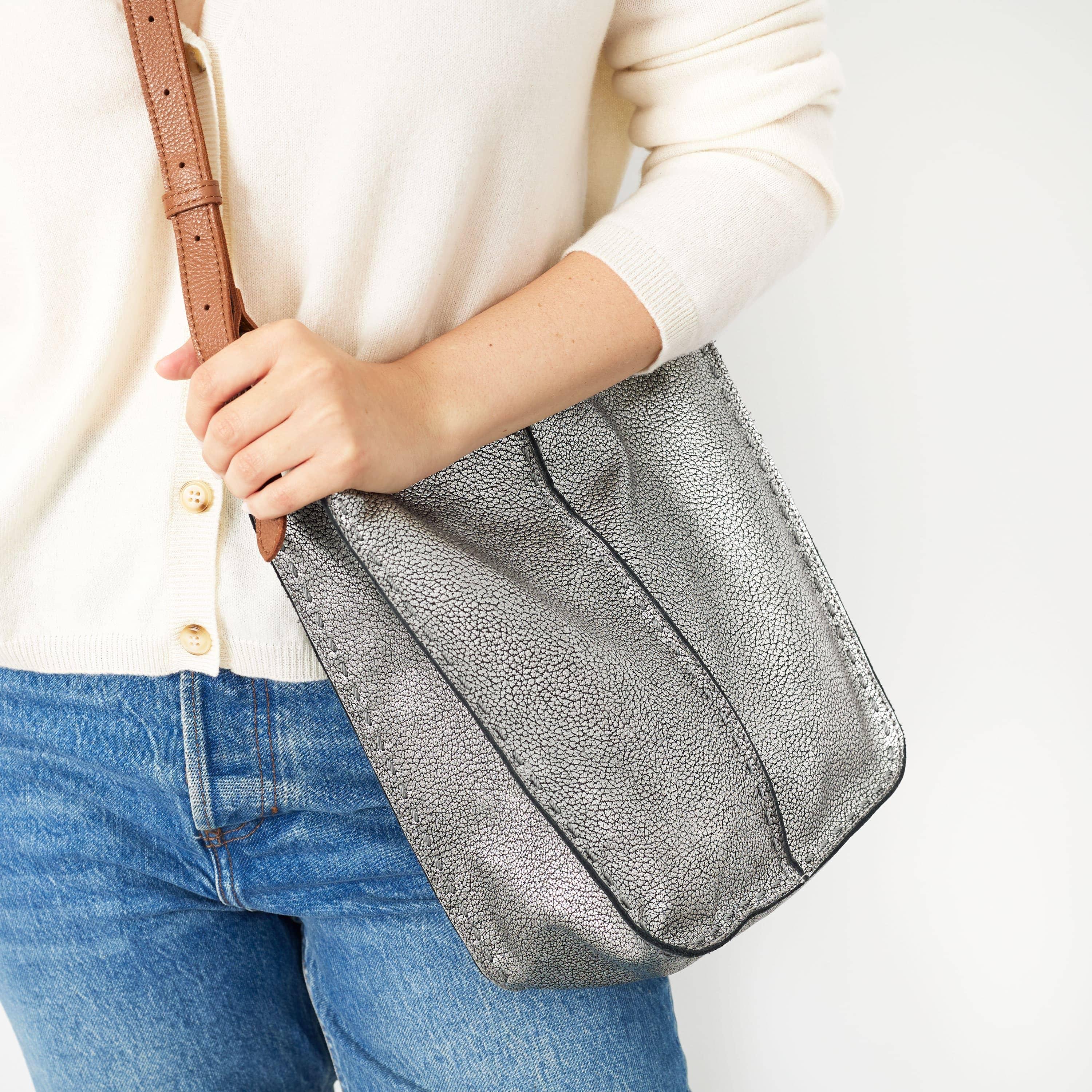 The Sak Los Feliz Crossbody - Leather - Dark Silver