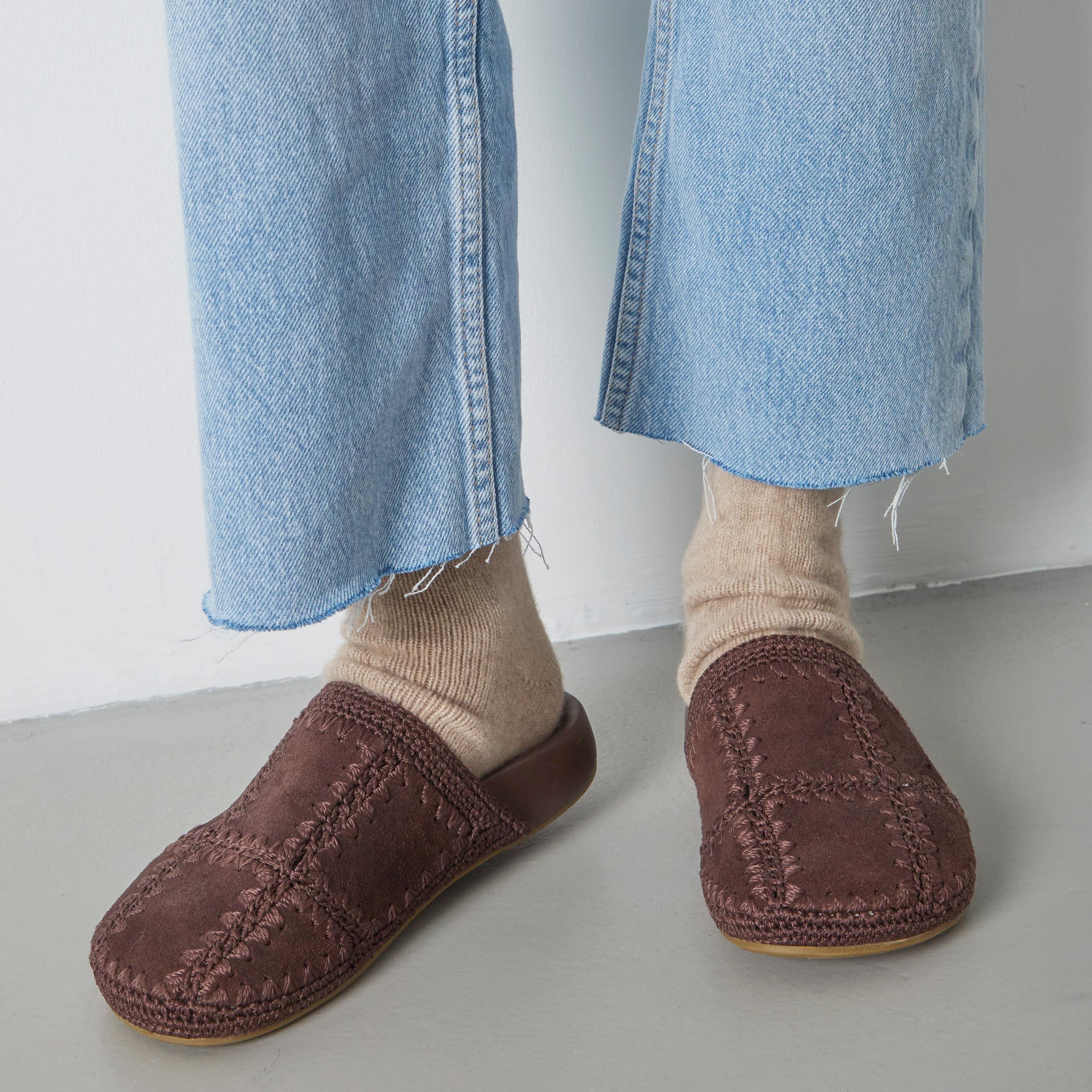 The Sak Bolinas Clog - Leather - Mahogany Suede Patch