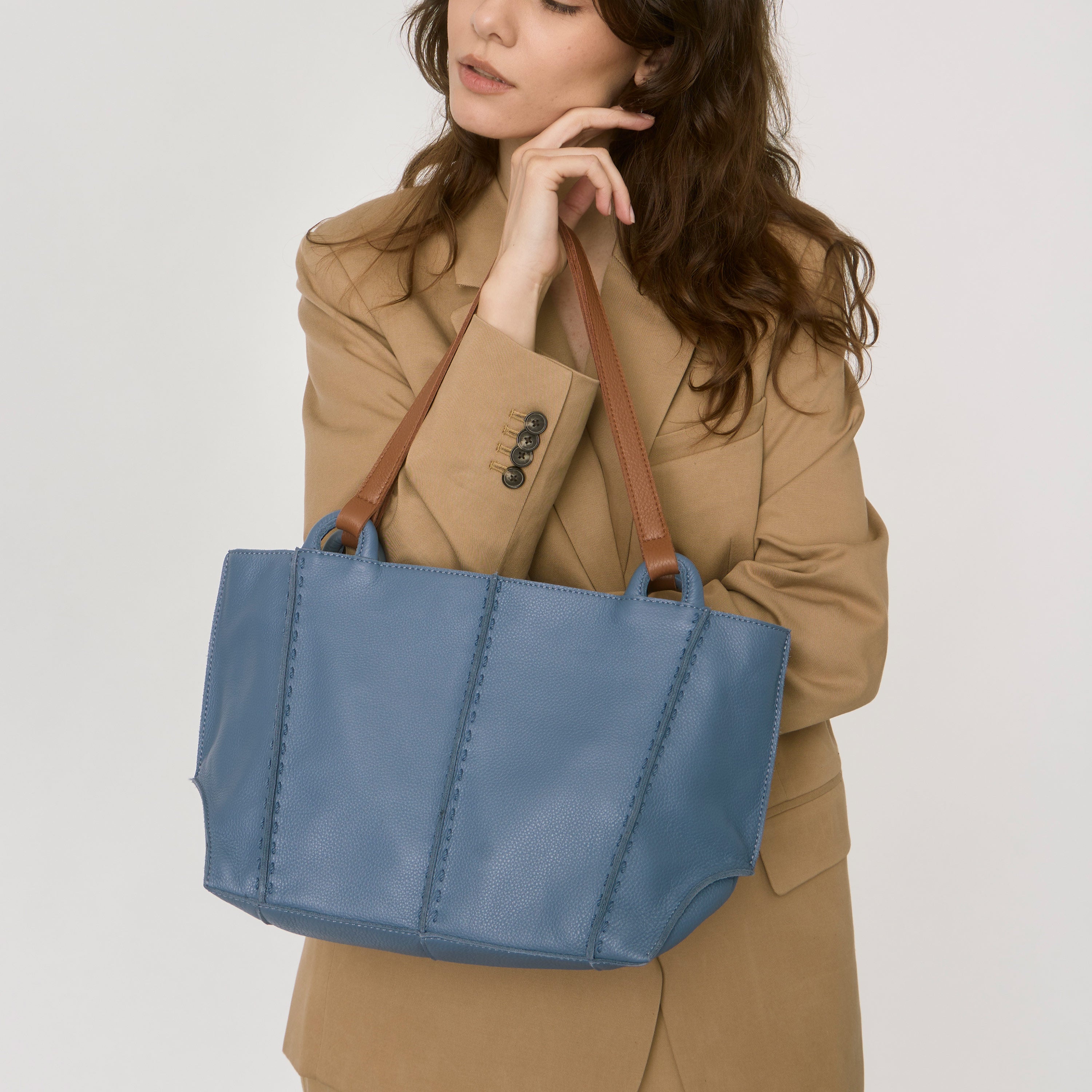 The Sak Los Feliz Satchel - Leather - Maritime