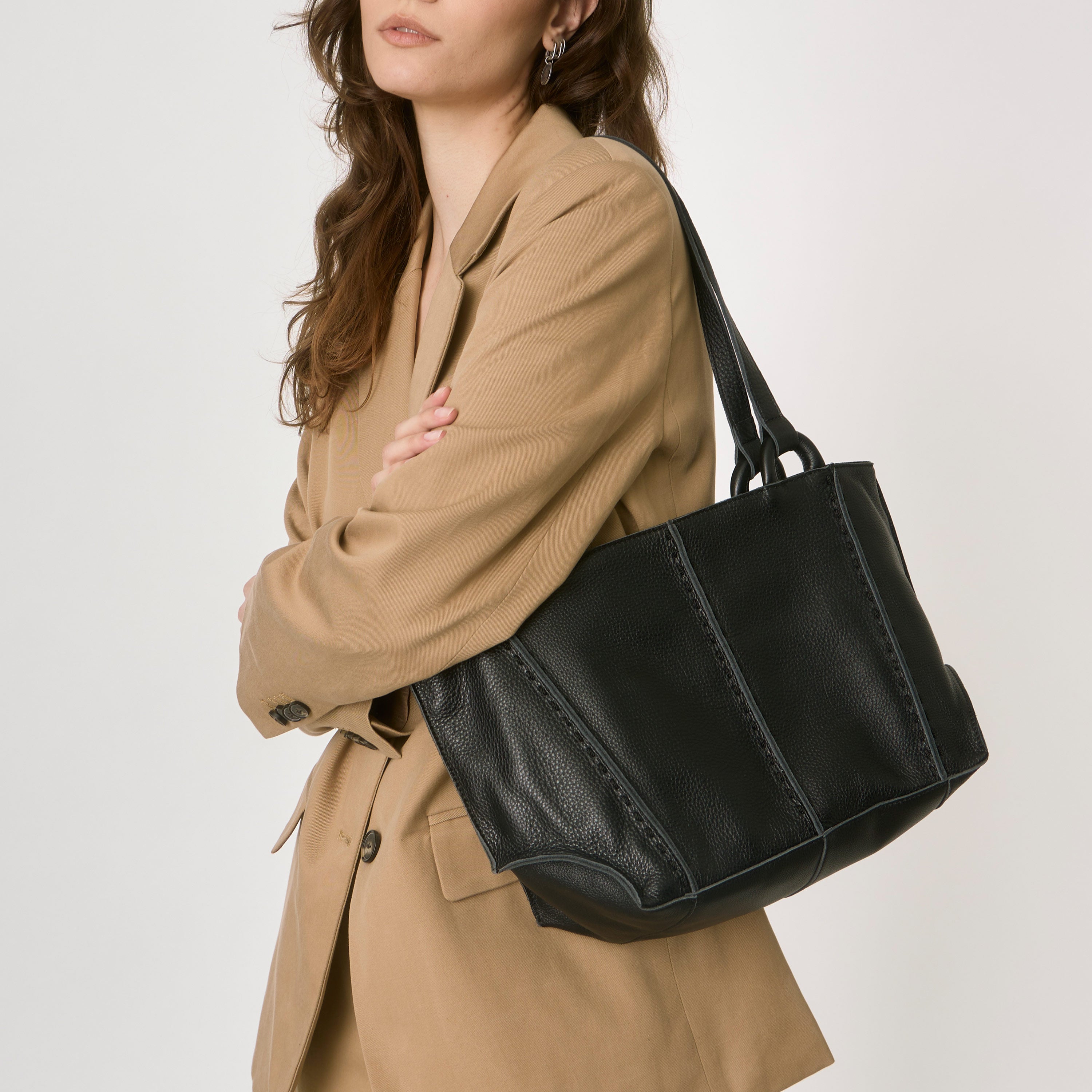 The Sak Los Feliz Satchel - Leather - Black
