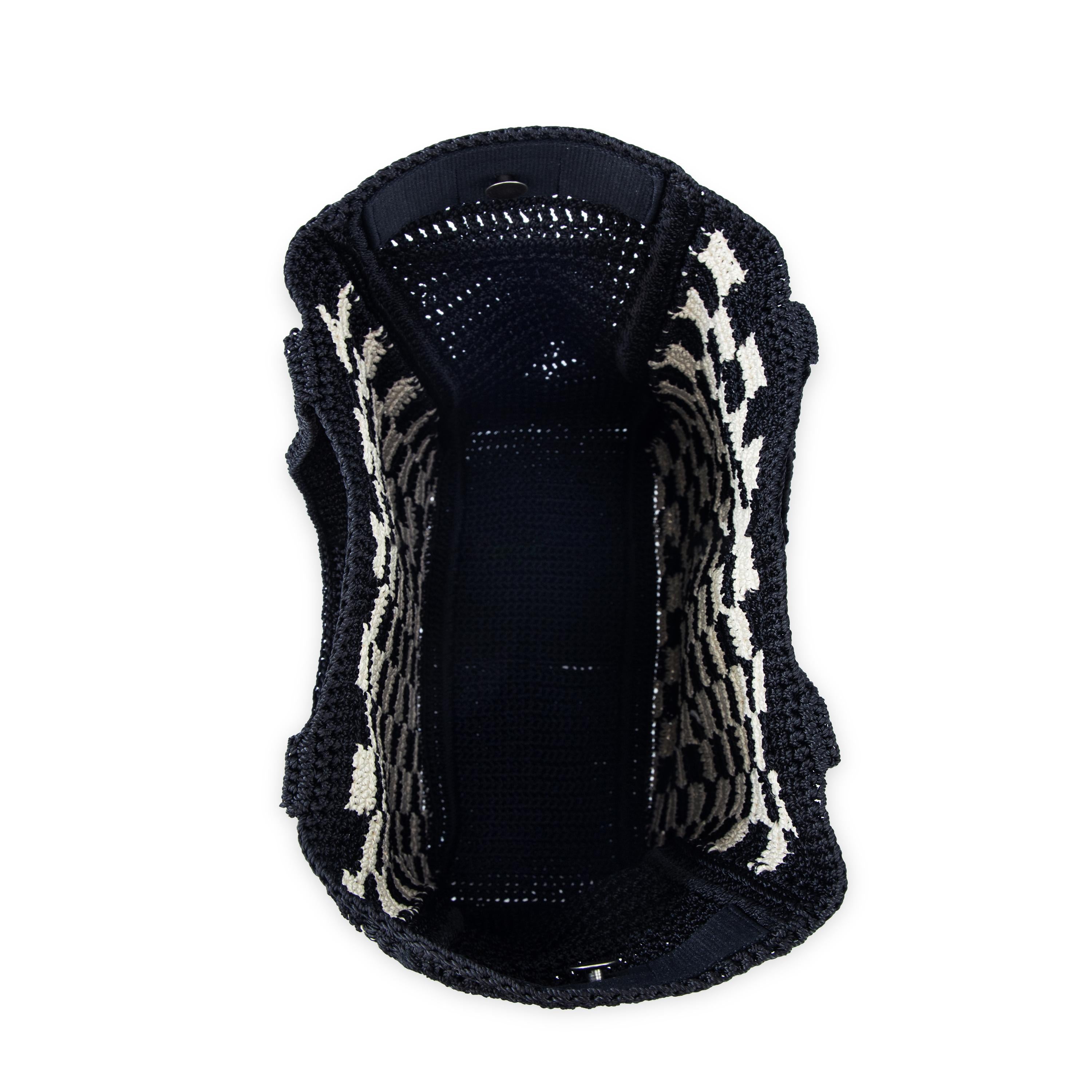 The Sak Lanie Market Tote - Hand Crochet - Black Check
