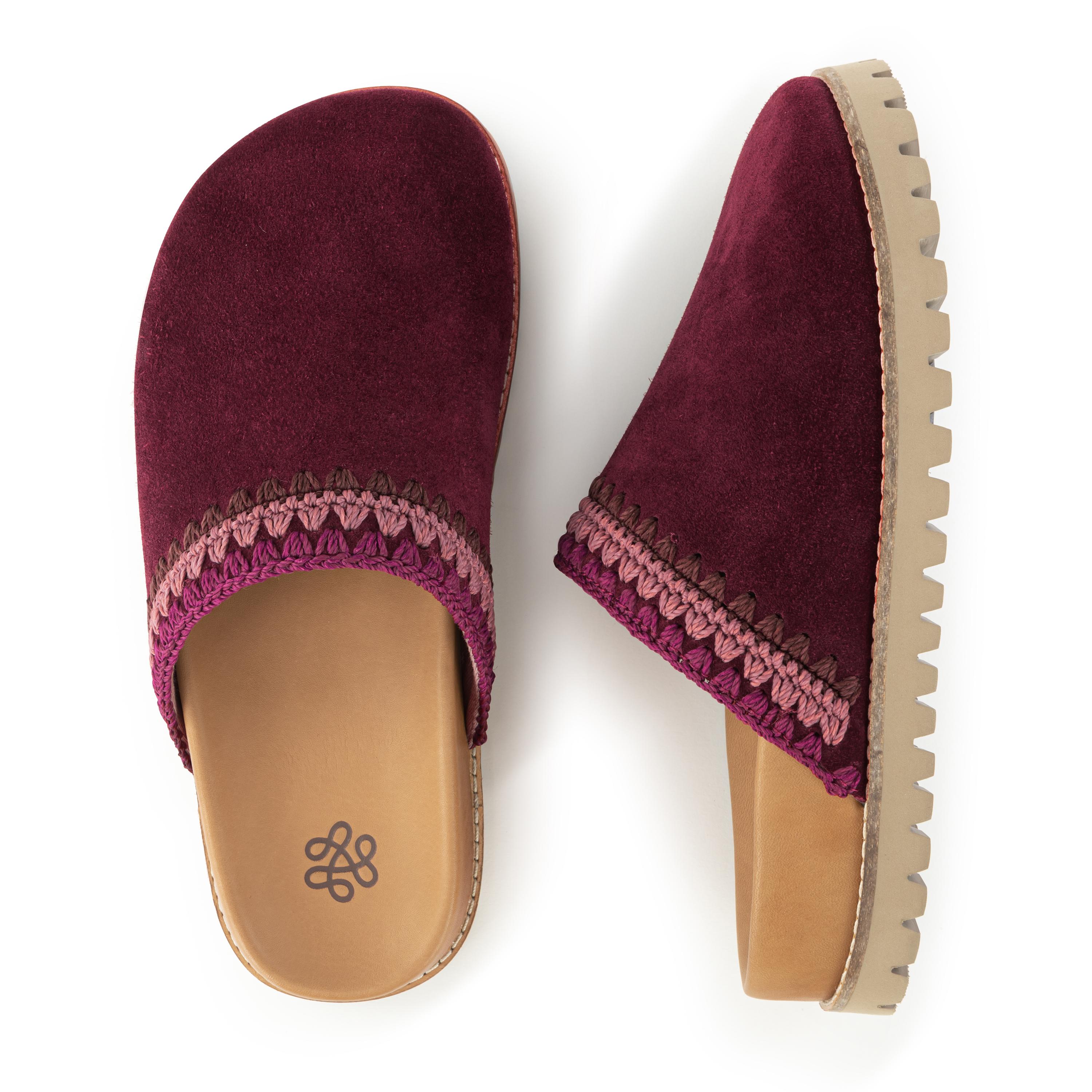 The Sak Bolinas Lug Sole Clog - Leather - Black Cherry Seminyak