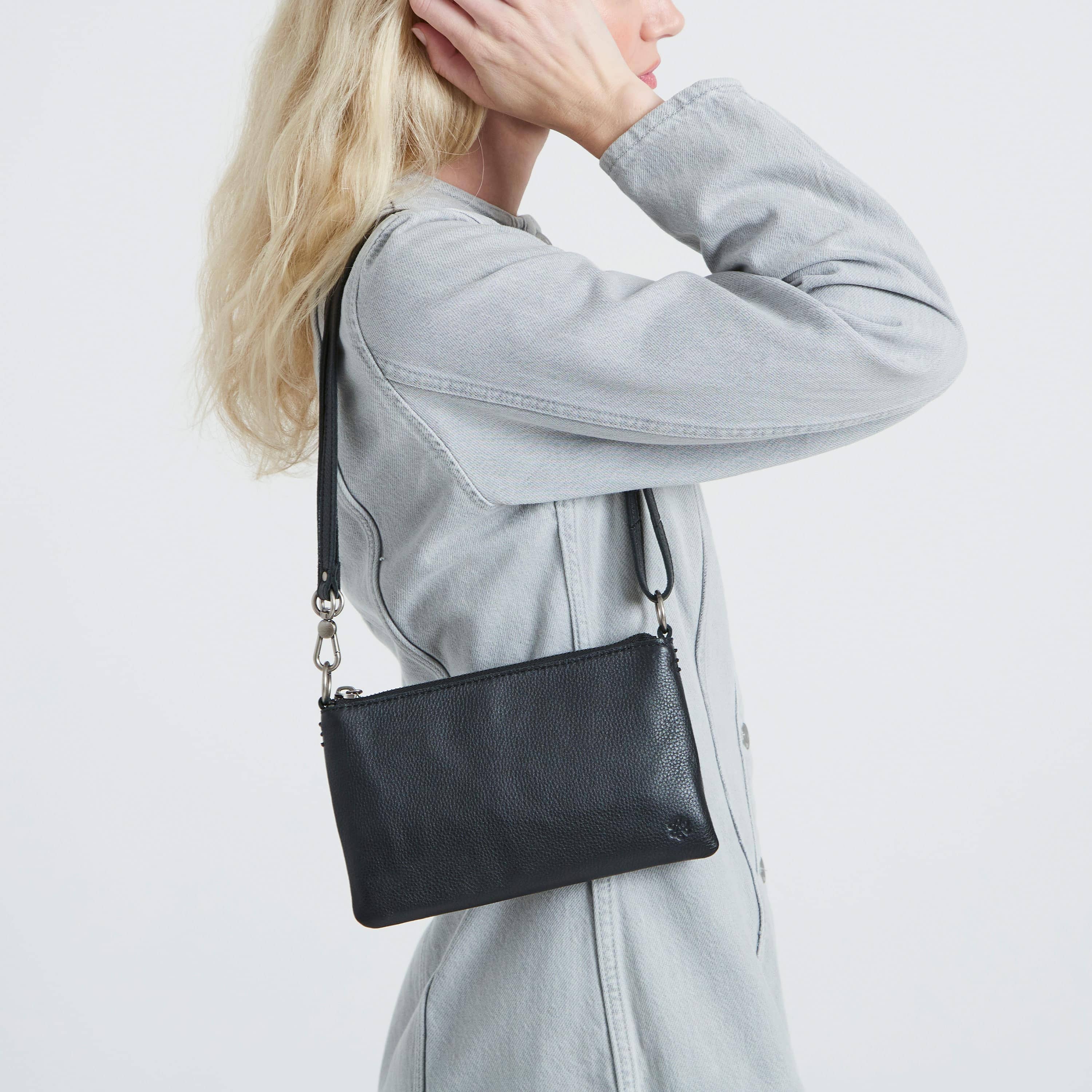 The Sak Vita Convertible Wristlet - Leather - Black