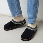 The Sak Bolinas Everyday Clog - Leather - Black Shearling