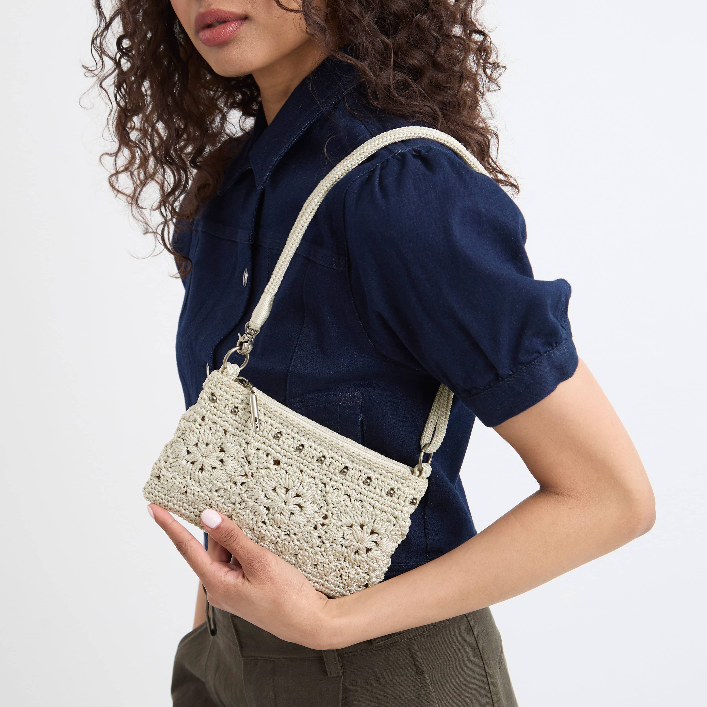 Vita Convertible Wristlet in Natural Medallion Crochet – The Sak