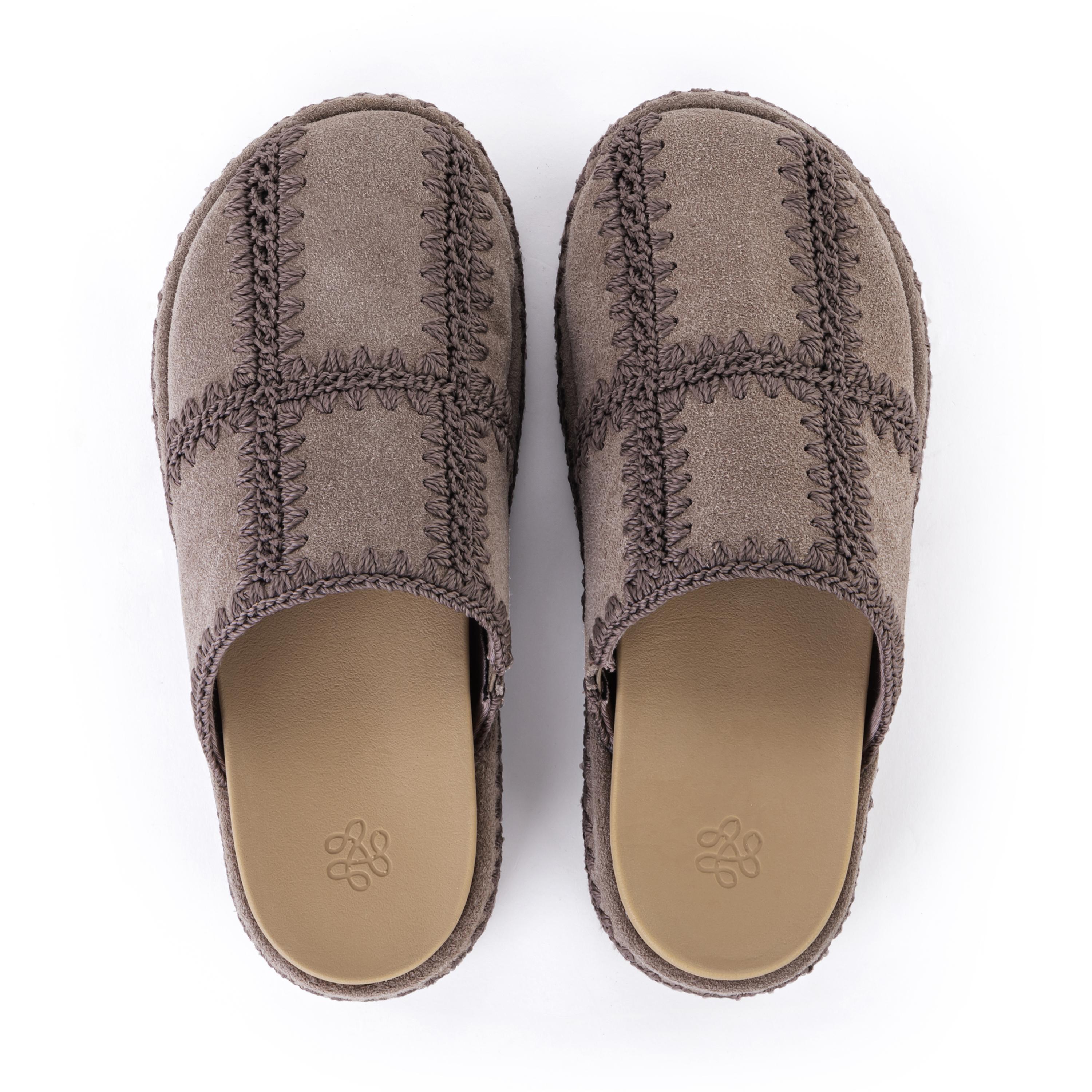 The Sak Bryn Platform Clog - Leather - Mushroom Suede Patch