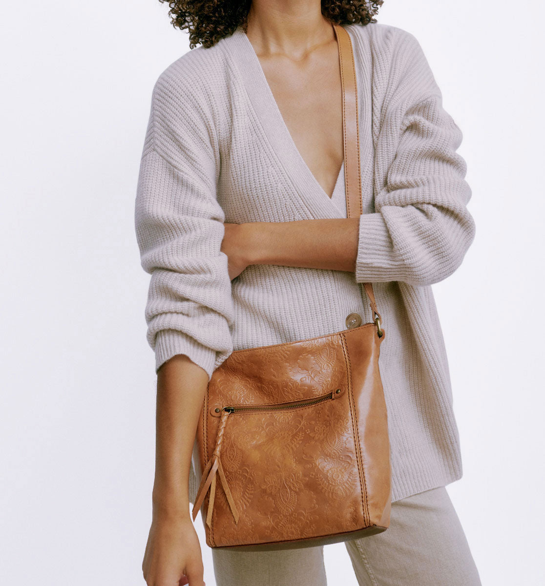 The sak brown leather crossbody Clearance