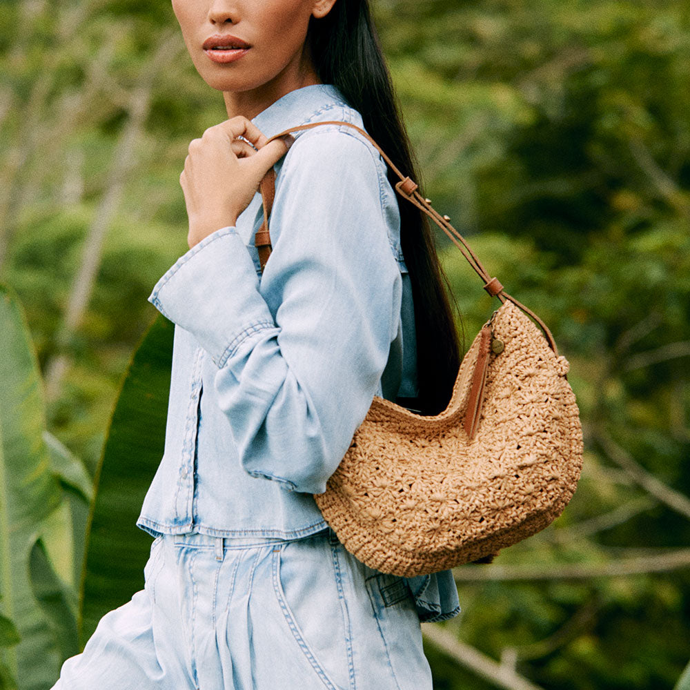 おさる　y.a.r.n. original shoulder bag Tess Shoulder Bag in Natural Primrose Straw – The Sak